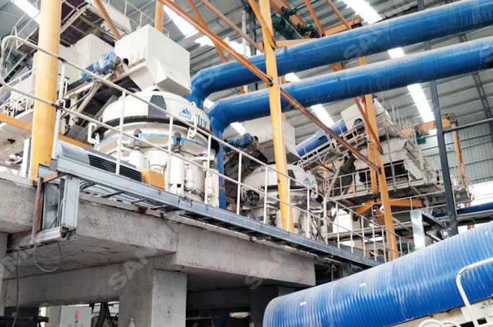 河南洛陽(yáng)時(shí)產(chǎn)800噸石灰石破碎生產(chǎn)線(xiàn)