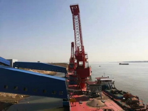 湖北一永久性砂石集并中心建成，總投資約2.5億元，年設(shè)計(jì)吞吐量360萬(wàn)噸