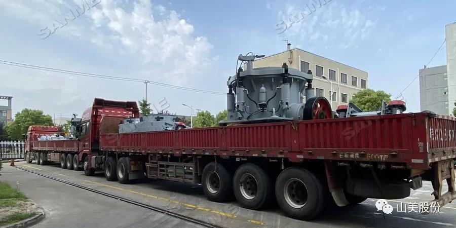 發(fā)貨季｜山美股份高性能破碎篩分裝備發(fā)往江西，助力當?shù)鼗椖拷ㄔO及建筑固廢資源化
