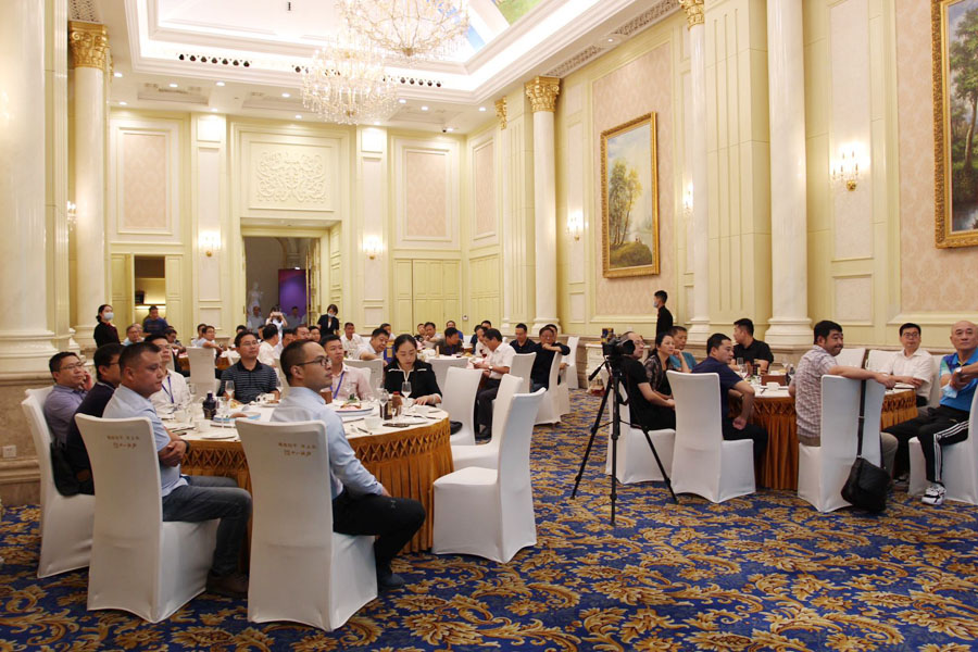 楊安民從業(yè)卅五周年系列報(bào)道--“璀璨卅五年，榮耀共分享”紀(jì)念晚宴