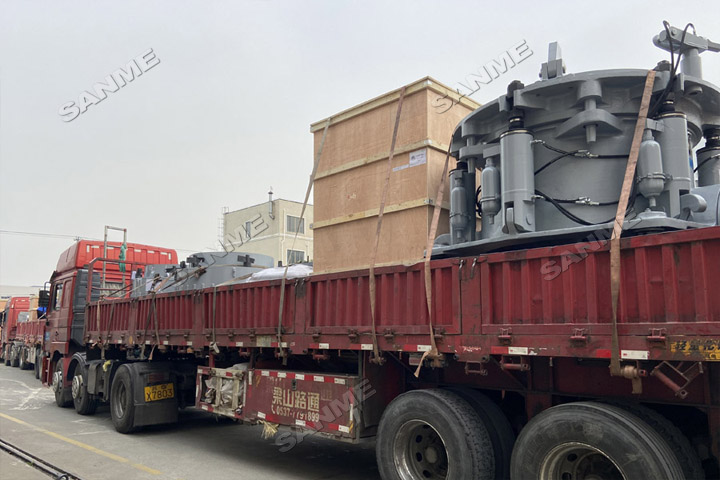 新年發(fā)貨忙|上海山美股份尼日利亞花崗巖骨料項(xiàng)目所需高性能破碎篩分裝備均已發(fā)出