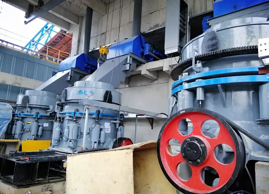 SMS系列多缸液壓圓錐破碎機(jī)，精品骨料生產(chǎn)線的理想選擇