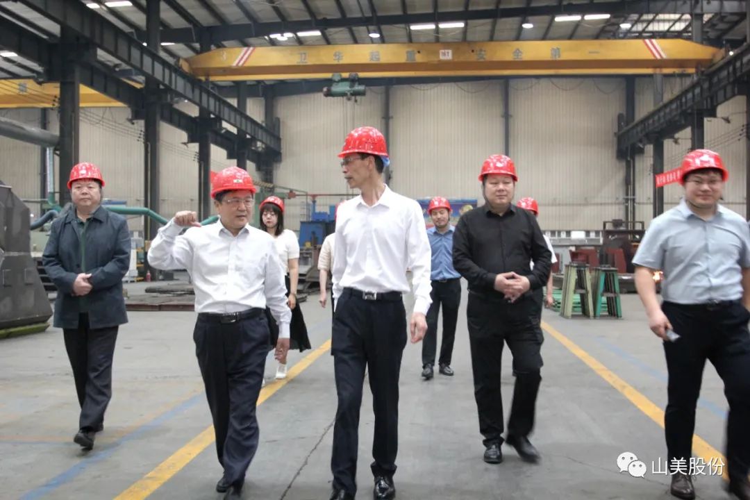 聚焦 | 熱烈歡迎中國(guó)砂石協(xié)會(huì)胡會(huì)長(zhǎng)一行蒞臨上海山美股份鄭州基地指導(dǎo)交流！