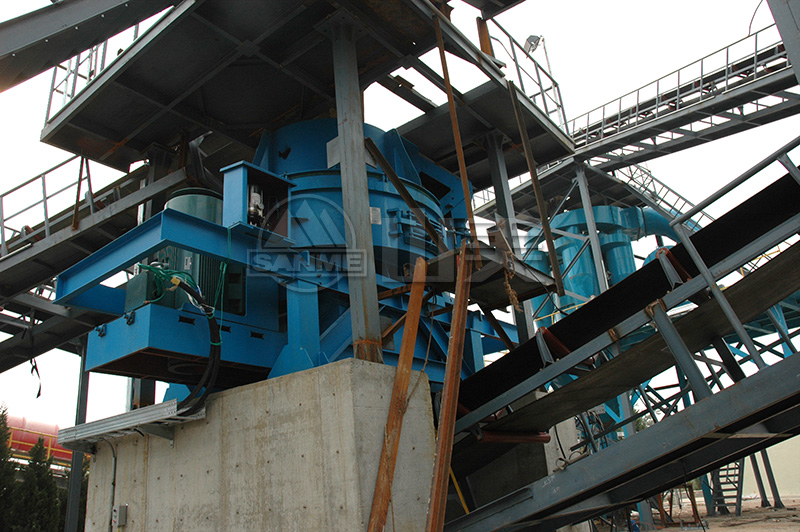 立式?jīng)_擊制砂機(jī)主要有哪些易損的部件呢？