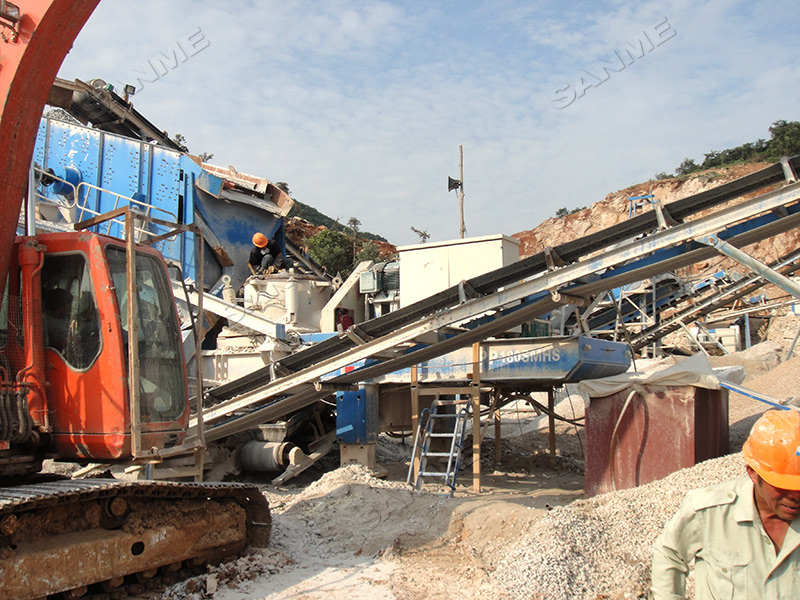 碎石生產(chǎn)線應(yīng)該選擇固定式還是移動(dòng)式？