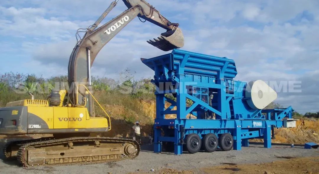 時產(chǎn)值近600萬！山美移動式破碎篩分一體站助力江蘇高碳鉻鐵礦破碎項目建設(shè)