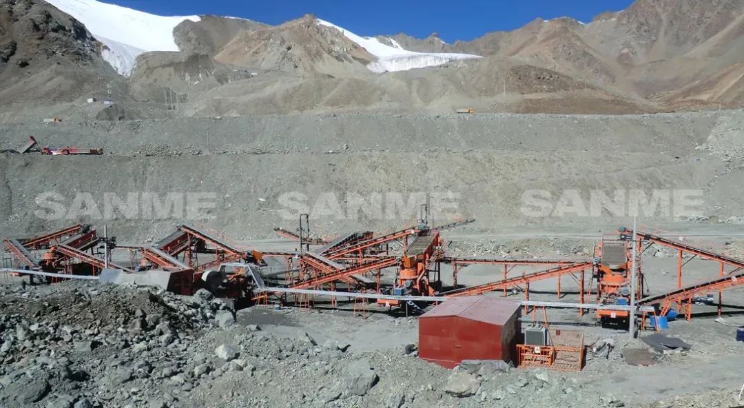 時產(chǎn)值近600萬！山美移動式破碎篩分一體站助力江蘇高碳鉻鐵礦破碎項目建設(shè)