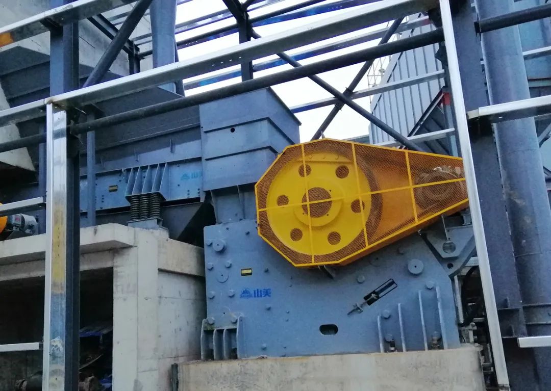 軟硬兼吃，高效粗碎——山美JC系列顎式破碎機(jī)實(shí)力解析