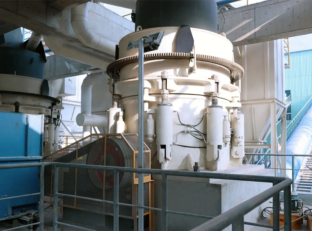 2臺(tái)SMS5000大型多缸液壓圓錐破碎機(jī)服務(wù)于華新水泥(長(zhǎng)陽(yáng))時(shí)產(chǎn)2000噸骨料生產(chǎn)EPCO項(xiàng)目